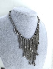 Imposant collier en argent - ras le cou