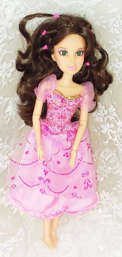 2009 spin master ltd - spin, doll