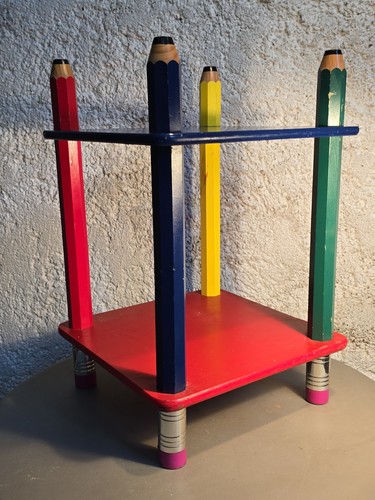 Table pieds crayon étagère - table,