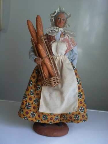 Santon porteuse pain - de,