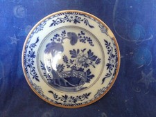 Belle assiette CREIL MONTEREAU décor Japonisant bleu sur bleu pâle 