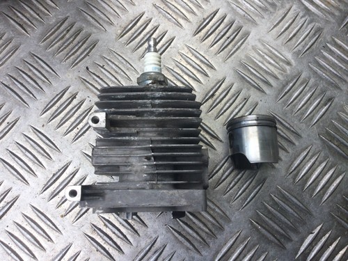 Ensemble cylindre piston - cylindre, pour