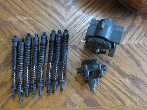 Hpi racing savage nitro - nitro, parts