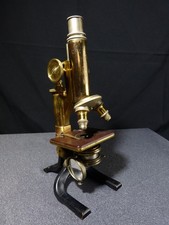 Microscope instrument