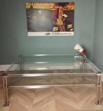 Grande table basse en chrome