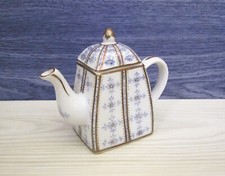 Petite théière de collection