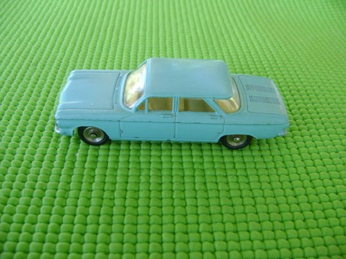 Dinky toys chevrolet corvair - chevrolet,