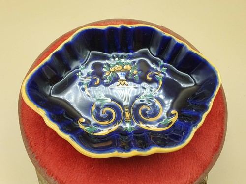 Cendrier gien fond bleu - de,