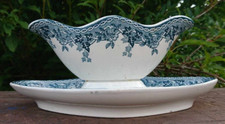 Vintage saucière sur dormant