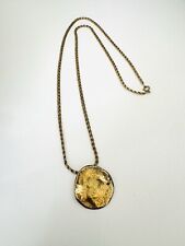 Collier sautoir pendentif la féminité se porte bien CECILE JEANNE Paris Vintage