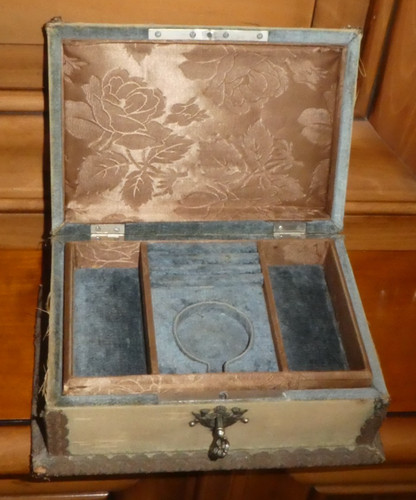Ancien coffret boîte bijoux - boÎte, a