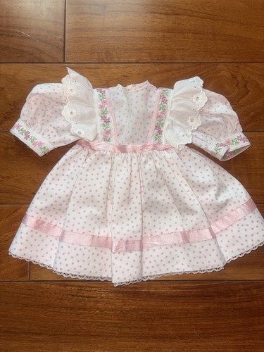 Robe poupée famosa - poupée,