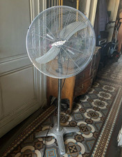 Ventilateurs sur pied vintage