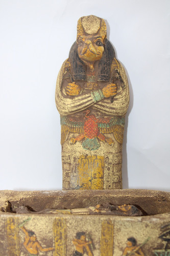 Ancienne statue égyptienne - , en