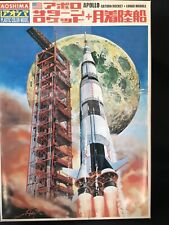Maquette Aoshima Saturn V rocket 1:400 w Eagle LEM 1:96