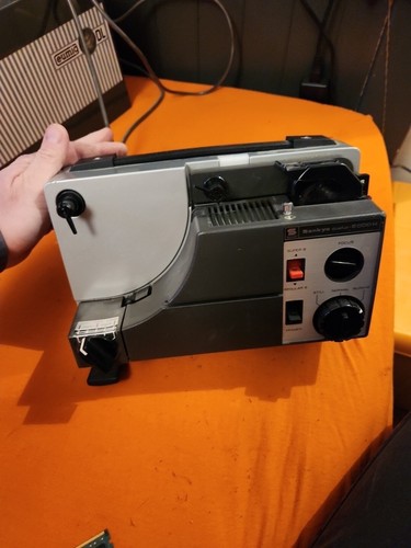 Vidéo super 8mm projecteur - #vidéo, 8mm#projecteur