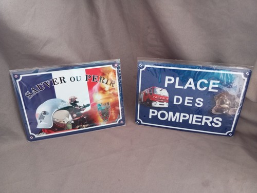 Plaques métalliques