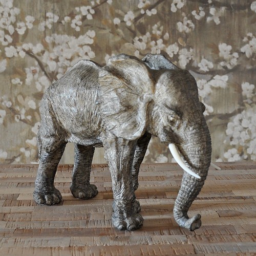 Statuette éléphant résine