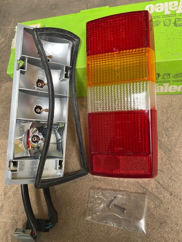 Peugeot 205 f feu - /,