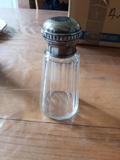 Saupoudreuse sucrier cristal à facettes - Bouchon argent massif Poinçon minerve