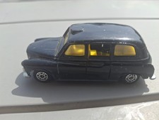 AUSTIN London ancien Taxi noir