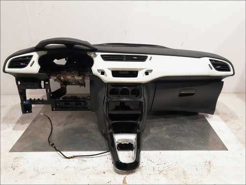 Planche bord citroen ds3 - planche,