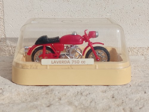 Moto laverda 750 boite - 750,
