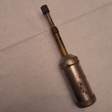 ancienne pompe à graisse cyclo