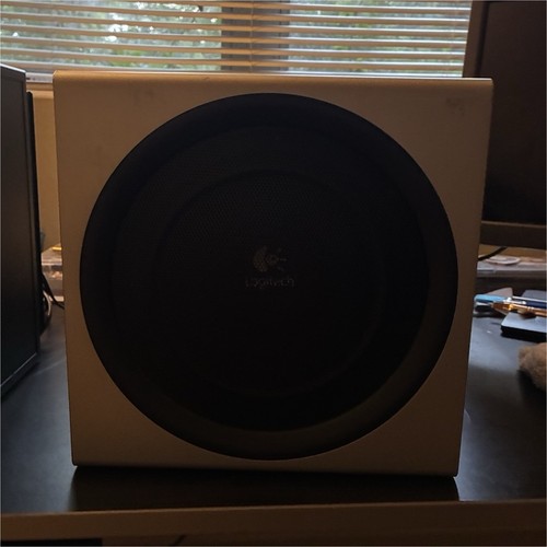 Logitech 2300 subwoofer as - z-2300,
