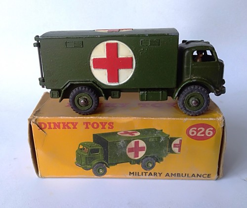 Military ambulance dinky - military,