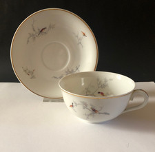 Tasse et soucoupe Charles Ahrenfeldt Limoges motif oiseau et branche