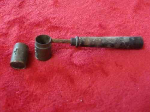Ancien doseur poudre pour - à,