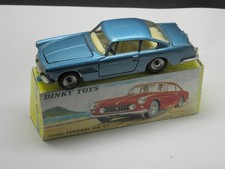vrai DINKY TOYS 515 -  FERRARI
