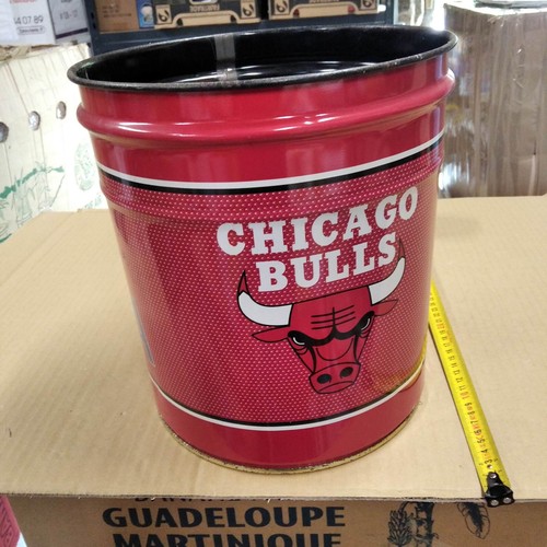 Vintage rare metal trash can - rare,