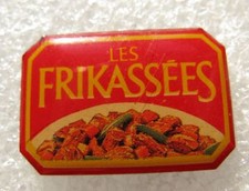 Pin's Aliment Animaux FRISKIES Les Frikasées Pour chien ou chat # D2