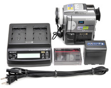 N Mint Sony Handycam DCR-PC120
