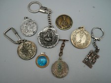 Lot de 8 médailles / porte clef religieux st christophe/ pont main 