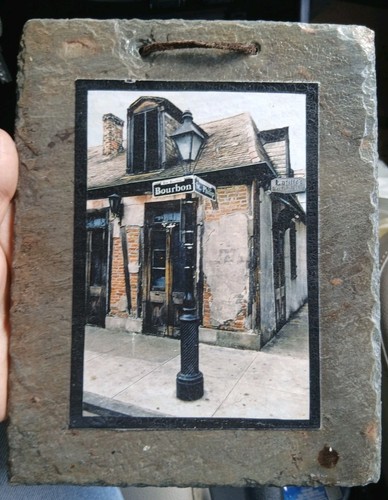 Ancienne plaque murale - , en