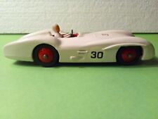 ORIGINAL DINKY  237 MERCEDES BENZ MADE IN ENGLAND