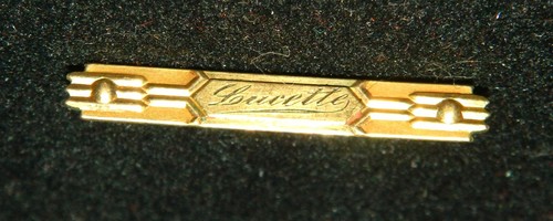 Jolie broche prénom - jolie,