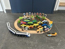 Circuit train en bois avec