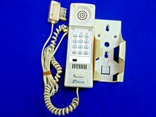 Telephone  mural de marque STARLITE .