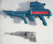 JOUET ANCIEN  - ACTION MAN GI JOE  GEYPER MAN - armes aventures ESPACE années 70