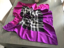 Carré foulard BURBERRY tartan rose/violet  100% soie  86X86 cm