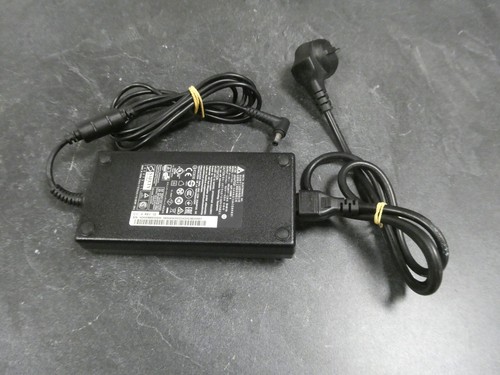 Chargeur pour ordinateur - ,