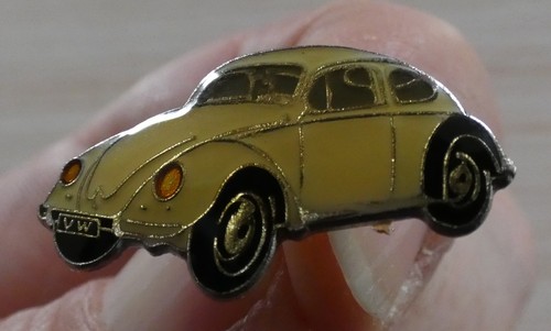Pin voiture volkswagen cox - pin's,