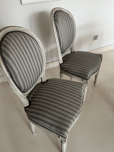 Chaises médaillon - médaillon,
