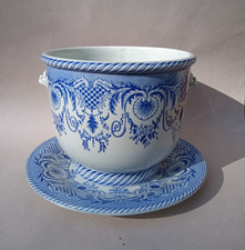Ancien cache pot et plateau en faïence fine de Gien vers 1870 décor floral bleu