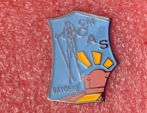 T33 pins cmcas bayonne - pins, berger