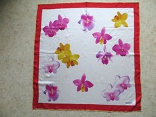 Joli foulard TAKADA ( KENZO)  soie  silk  scarf ,made in ITALY